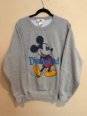 Disneyland Mickey Mouse Light Grey Classic Crew Sweatshirt, Unisex size L